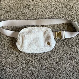 Lululemon belt bag